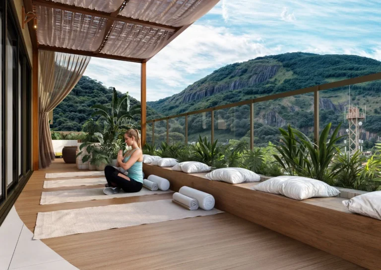 Deck de yoga com vista para o Costão
